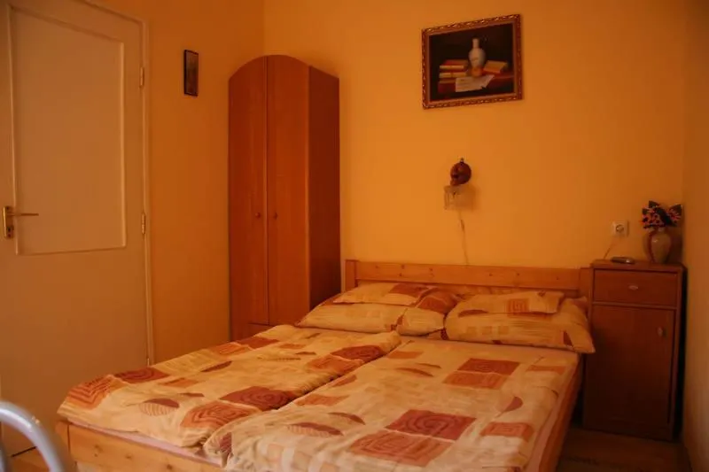 Amulett Apartmanhaz Eger Apartment